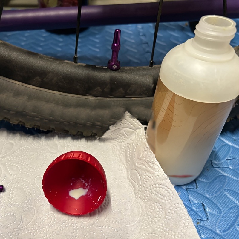 1/2 шт. Воронка для герметизац – обзор и цена Tubeless Tire Sealant